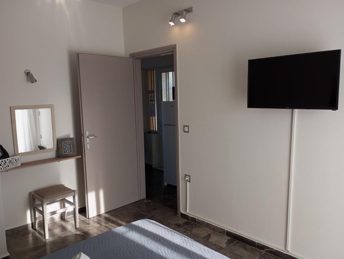 קאטו דרטסו Sunshine Apartments מראה חיצוני תמונה