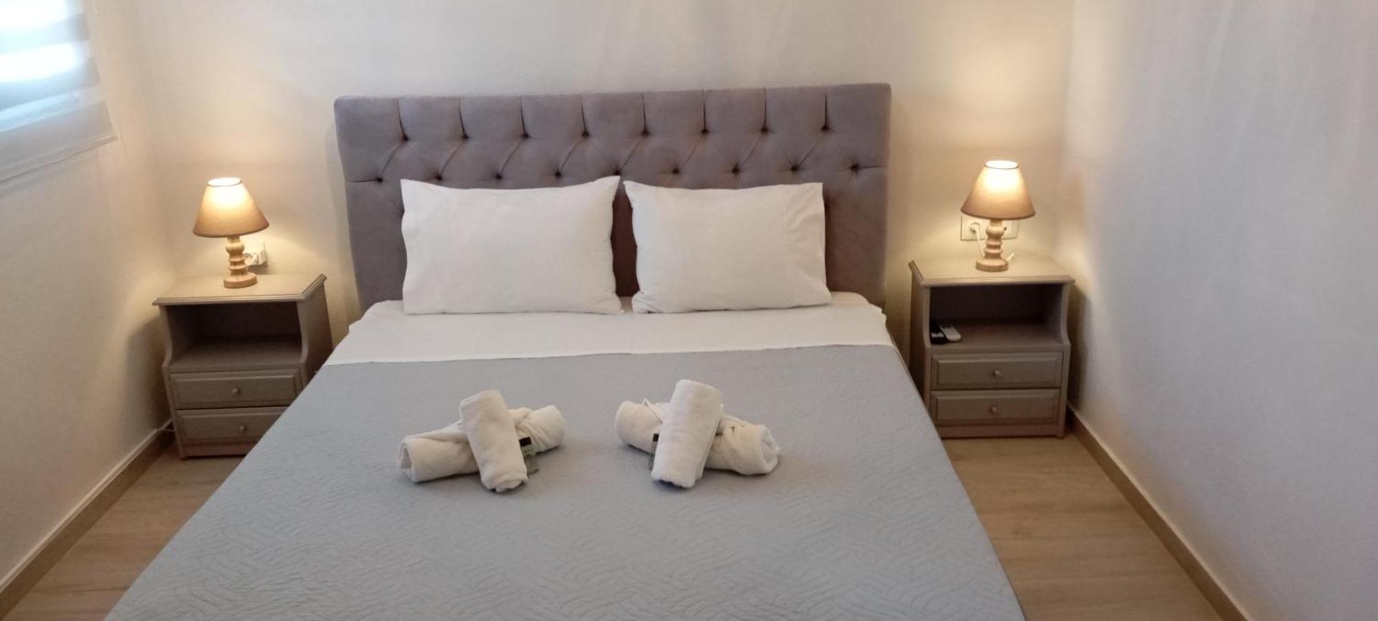 קאטו דרטסו Sunshine Apartments מראה חיצוני תמונה
