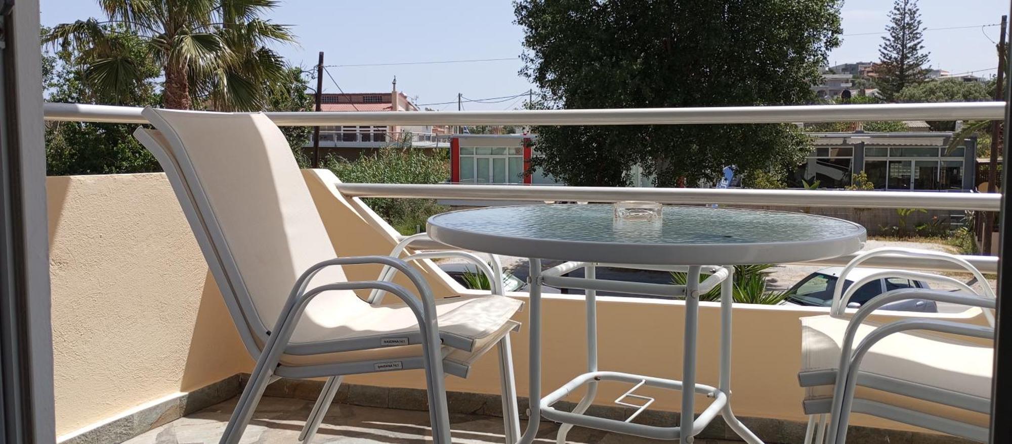 קאטו דרטסו Sunshine Apartments מראה חיצוני תמונה